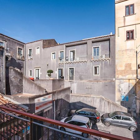 شقة Modern Duplex With Balcony By Wonderful Italy كاتانيا المظهر الخارجي الصورة