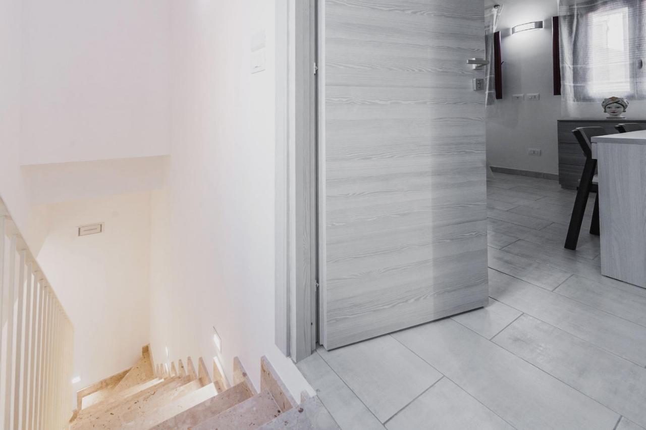 شقة Modern Duplex With Balcony By Wonderful Italy كاتانيا المظهر الخارجي الصورة