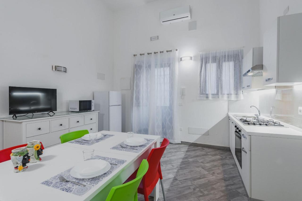 شقة Modern Duplex With Balcony By Wonderful Italy كاتانيا المظهر الخارجي الصورة