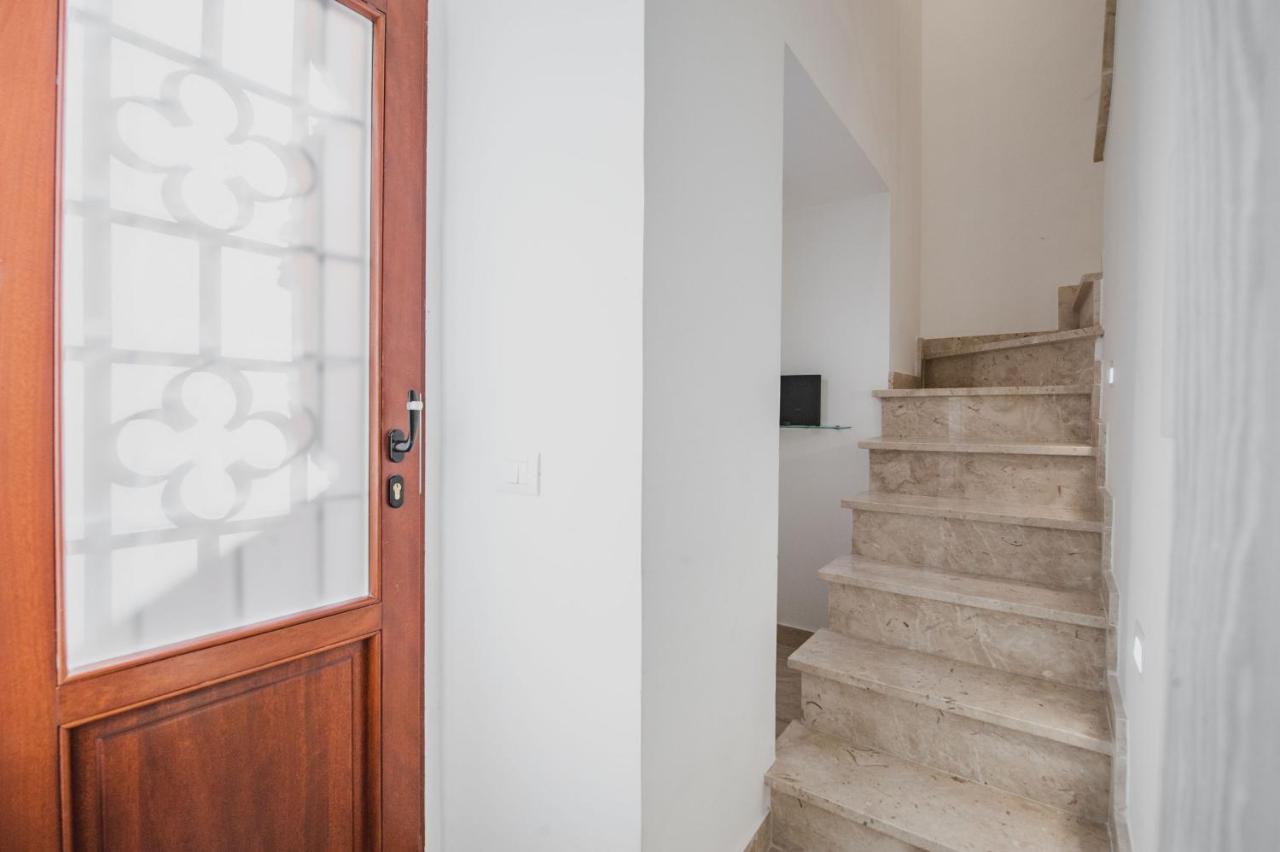 شقة Modern Duplex With Balcony By Wonderful Italy كاتانيا المظهر الخارجي الصورة