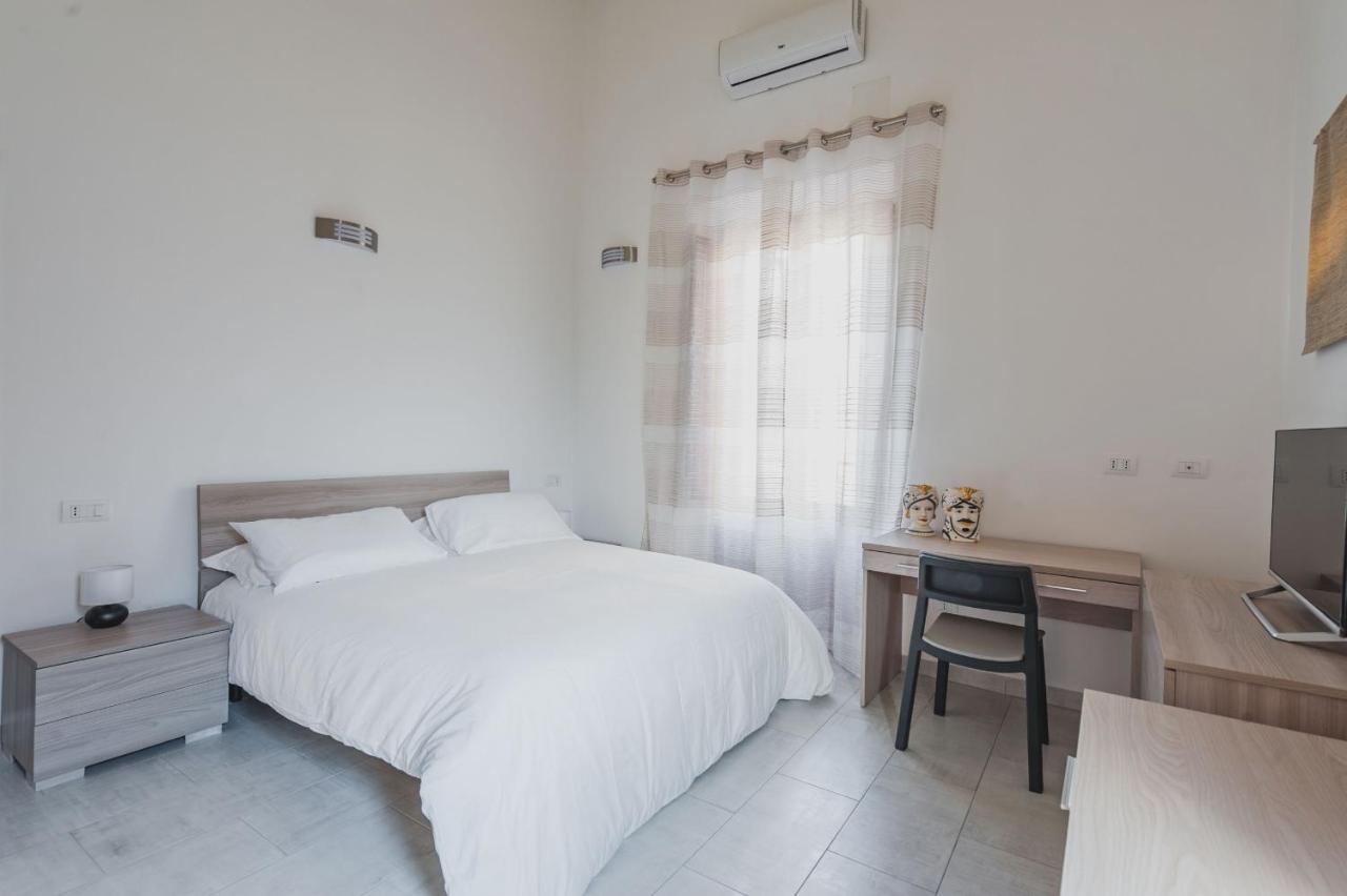 شقة Modern Duplex With Balcony By Wonderful Italy كاتانيا المظهر الخارجي الصورة